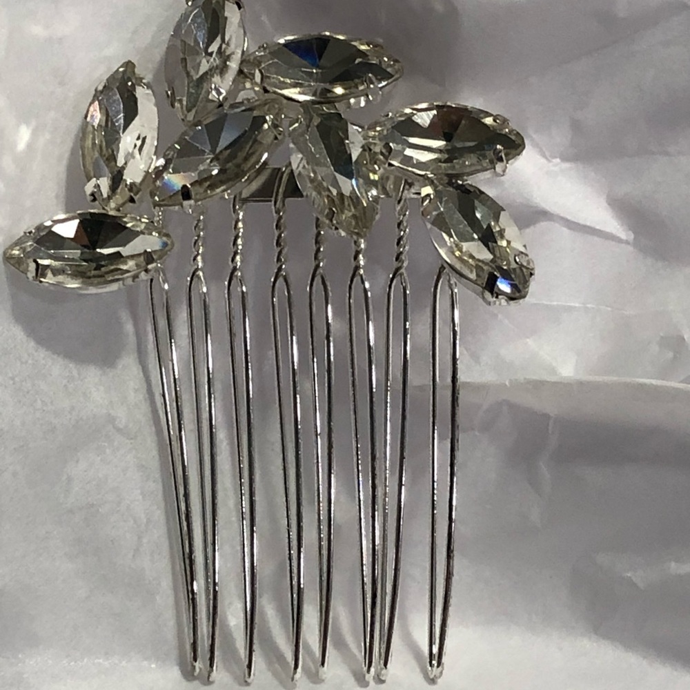 Brides & Hairpins Easton Crystal Comb Nwot